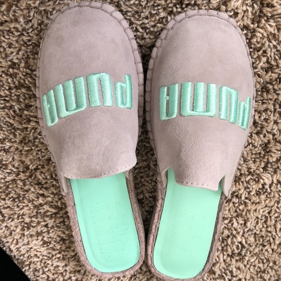 NIB Fenty Puma espadrilles slides sz 5.5 gray blue - Picture 5 of 7